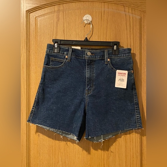 Levi Strauss Signature Heritage High Rise 5 Inch Shorts Women’s Size 9 NEW/NWT - Picture 1 of 14